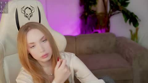 Diamonds Girls online show from October 19, 11:12 am