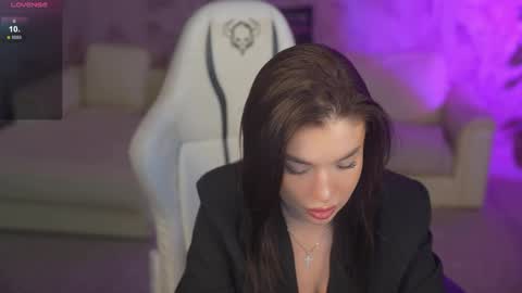 Diamonds Girls online show from November 17, 11:44 am