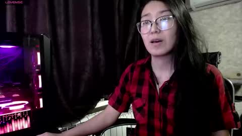 Aisha online show from February 24, 7:09 am