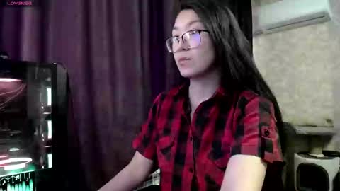 Aisha online show from February 27, 10:59 am