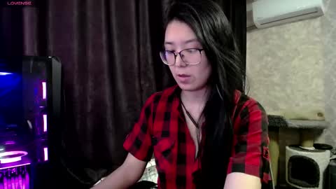 Aisha online show from February 28, 6:43 am