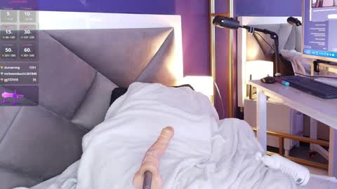 Snapshot of brigiitte_rohan chatting on October 15, 4:26 am Brigiitte online show from October 15, 4:26 am