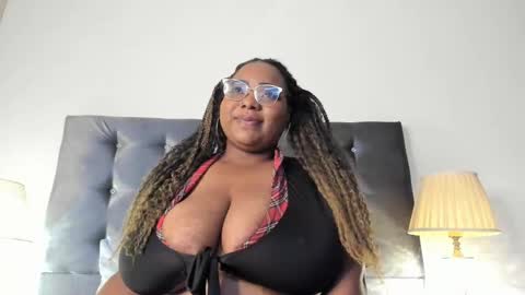 Snapshot of brionygip chatting on February 10, 12:29 pm ANGIE online show from February 10, 12:29 pm