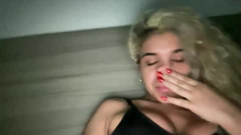 brithneysquirt online show from February 9, 8:38 am