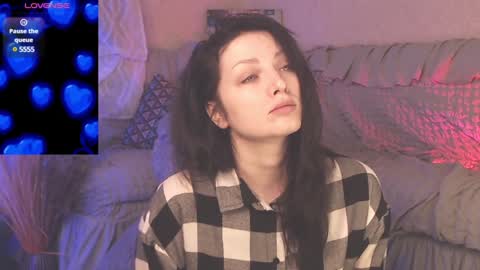 Snapshot of britneybarker chatting on December 29, 3:11 am britneybarker online show from December 29, 3:11 am