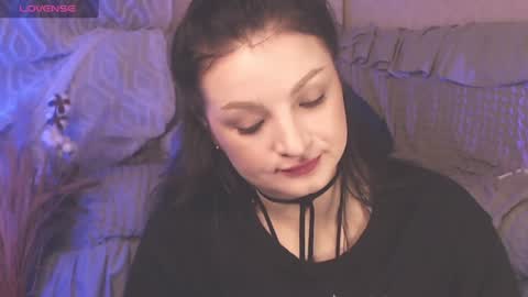 Snapshot of britneybarker chatting on January 16, 1:27 am britneybarker online show from January 16, 1:27 am