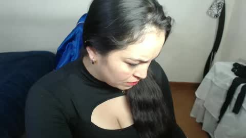Snapshot of britnney22 chatting on September 13, 3:14 am britnney online show from September 13, 3:14 am