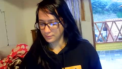 Snapshot of brittanycheekss chatting on December 19, 11:18 am brittanycheeks1 online show from December 19, 11:18 am