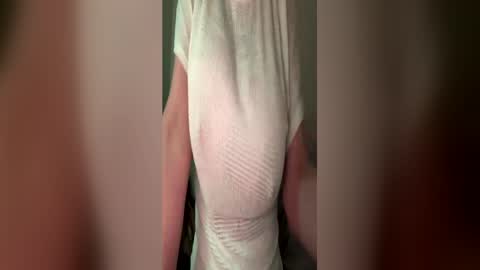 brittanylynn27 online show from June 14, 3:52 am