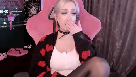 Snapshot of broodmommyy3 chatting on October 10, 1:16 pm Martha online show from October 10, 1:16 pm