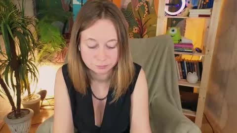 Snapshot of brooke_evans_ chatting on September 24, 9:03 pm Brooke online show from September 24, 9:03 pm