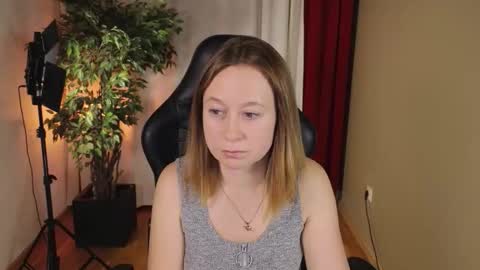 Snapshot of brooke_evans_ chatting on October 5, 8:58 pm Brooke online show from October 5, 8:58 pm