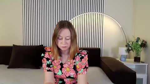 Snapshot of brooke_evans_ chatting on October 26, 12:44 pm Brooke online show from October 26, 12:44 pm