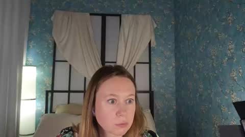 Snapshot of brooke_evans_ chatting on October 22, 12:32 pm Brooke online show from October 22, 12:32 pm