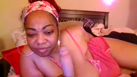 brownroundrenee online show from February 20, 10:04 pm