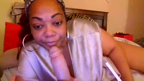 brownroundrenee online show from February 17, 9:54 pm