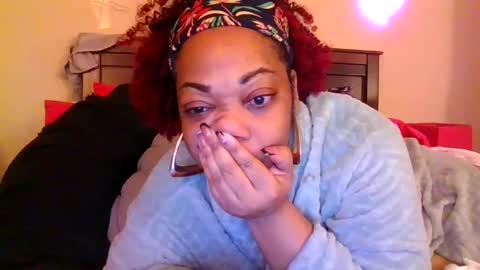 brownroundrenee online show from February 16, 9:48 pm