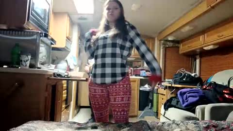 brucelindsey29 online show from November 11, 6:31 am