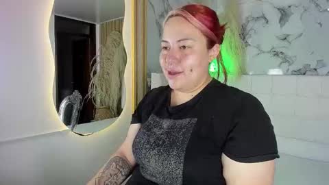 Snapshot of bruja_scarlata chatting on October 14, 10:18 am Bruja SCarlata online show from October 14, 10:18 am
