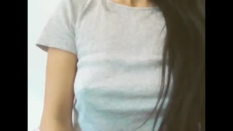 brunela online show from April 22, 9:06 am