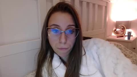 brunette_lena online show from November 25, 7:26 pm