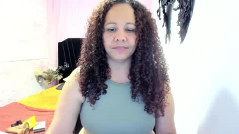 Snapshot of brunette_sasha chatting on September 8, 8:30 pm Sasha Brunette online show from September 8, 8:30 pm