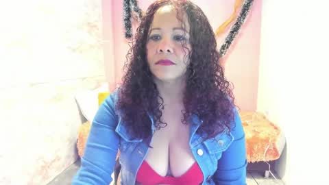 Snapshot of brunette_sasha chatting on January 22, 12:49 pm Sasha Brunette online show from January 22, 12:49 pm