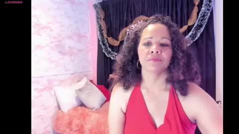 Snapshot of brunette_sasha chatting on December 9, 1:45 pm Sasha Brunette online show from December 9, 1:45 pm