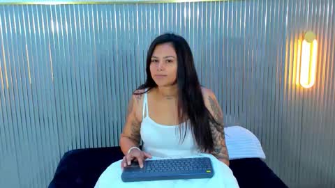 ZOE online show from March 26, 1:13 pm