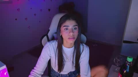 SARAH  online show from February 19, 1:38 am