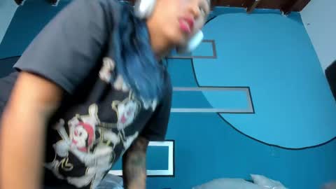 brunette online show from February 10, 7:49 pm