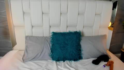 Snapshot of bryna_ chatting on January 14, 3:22 am bryna_ online show from January 14, 3:22 am
