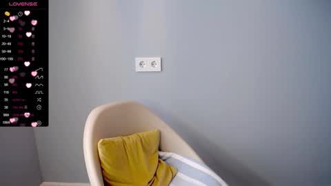 Snapshot of bubbblegum chatting on October 20, 8:06 am Bubblegum online show from October 20, 8:06 am