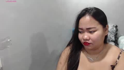 Snapshot of bubblebuttpinay chatting on October 6, 3:34 am Sunshine online show from October 6, 3:34 am