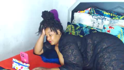 bulkyyass4u online show from February 12, 10:06 am