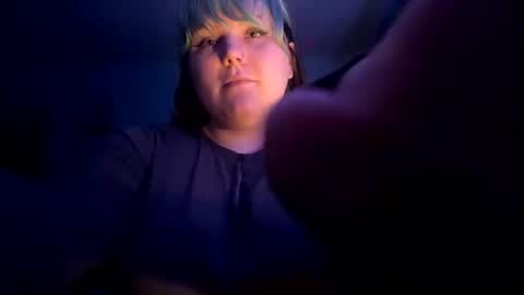 Snapshot of bumblebeebuzzer chatting on February 27, 3:25 am bumblebeebuzzer online show from February 27, 3:25 am