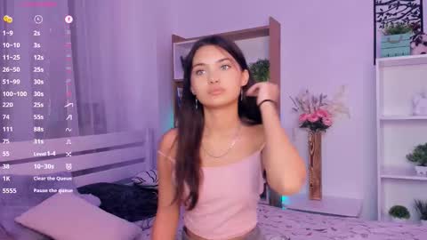 Snapshot of bunny_nova chatting on October 24, 9:05 am Aria online show from October 24, 9:05 am