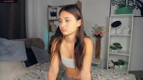 Snapshot of bunny_nova chatting on October 10, 9:14 am Aria online show from October 10, 9:14 am