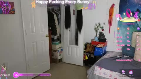 Snapshot of bunnycheekz chatting on February 14, 4:58 am Tokki bunny online show from February 14, 4:58 am