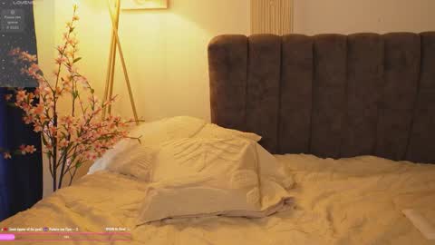 Snapshot of bunnycute_shy chatting on September 25, 3:00 pm  30 Off online show from September 25, 3:00 pm