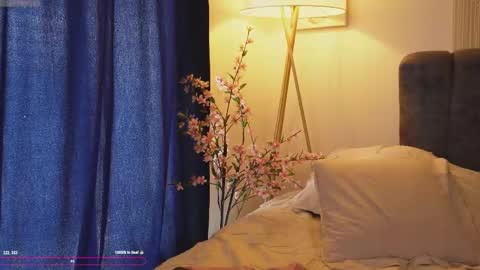 Snapshot of bunnycute_shy chatting on September 30, 2:44 pm  30 Off online show from September 30, 2:44 pm