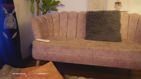 Snapshot of bunnycute_shy chatting on January 9, 1:02 pm  30 Off online show from January 9, 1:02 pm