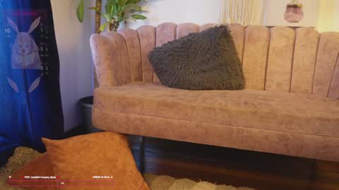 Snapshot of bunnycute_shy chatting on January 22, 1:11 pm  30 Off online show from January 22, 1:11 pm