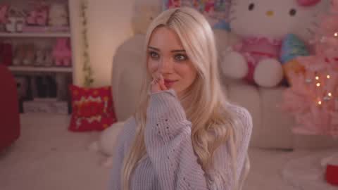 Stella online show from December 24, 10:17 pm