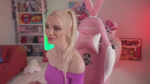 Stella online show from February 16, 12:11 am