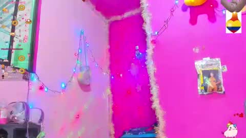 Snapshot of bunnygirl98 chatting on January 19, 1:22 pm BARBYCHOCOLAT online show from January 19, 1:22 pm