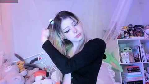 Snapshot of bunnyislewd chatting on January 23, 2:44 am bunnyislewd online show from January 23, 2:44 am