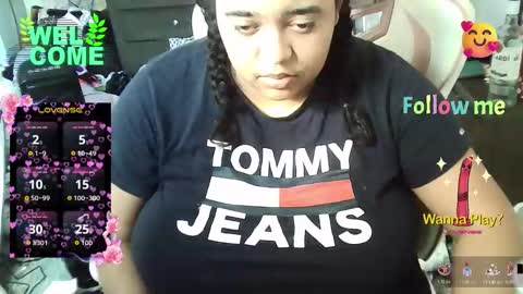 Snapshot of bunnyslittlecum chatting on October 20, 10:24 pm Bunnygirl Onyx online show from October 20, 10:24 pm