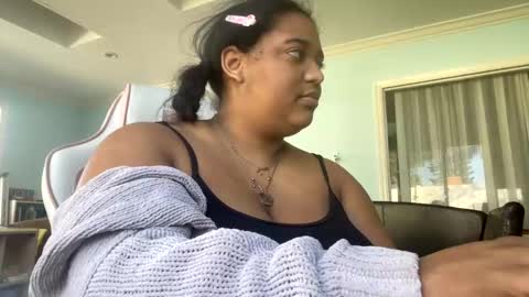 Snapshot of bunnyslittlecum chatting on February 25, 10:31 pm Bunnygirl Onyx online show from February 25, 10:31 pm