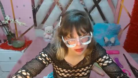 burbujalxx online show from October 4, 3:49 pm